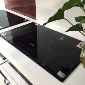 So sánh bếp từ và bếp điện